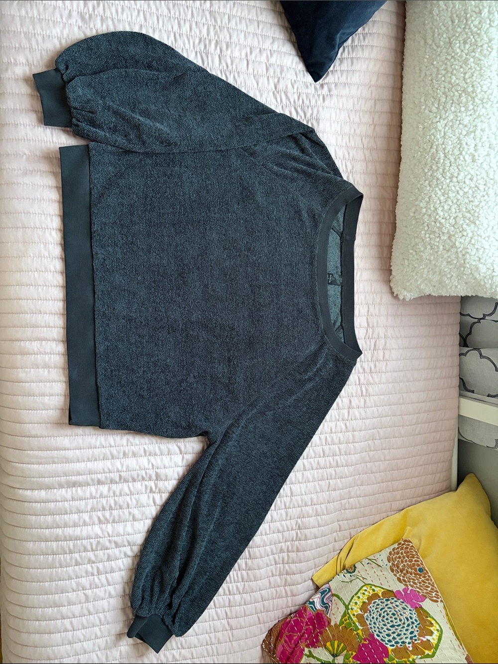 Prana Heathered Dark Gray Chenille-Like Pullover